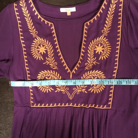 Fossil dress with embroidery on the front. - Picture 6 of 7